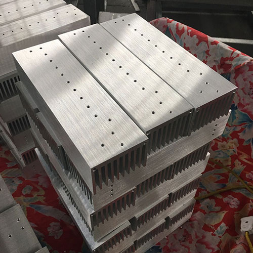 ����ɢ����